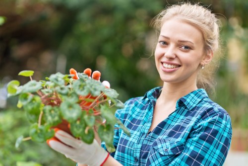 Garden maintenance estimate for a Totteridge property
